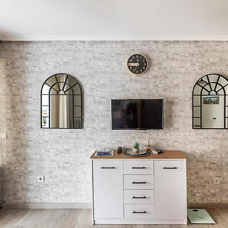 Gorgeous In With Kitchen